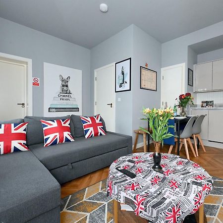1 Bedroom Flat In Wood Green Piccadilly Line 伦敦 外观 照片