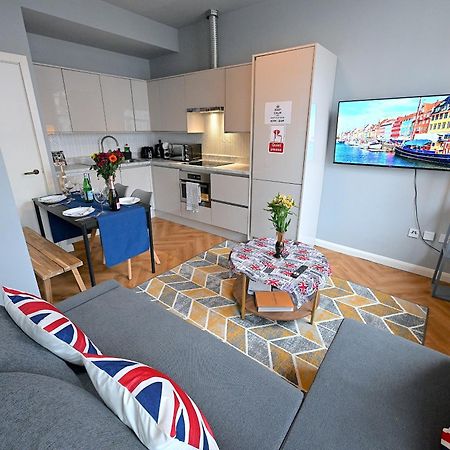 1 Bedroom Flat In Wood Green Piccadilly Line 伦敦 外观 照片