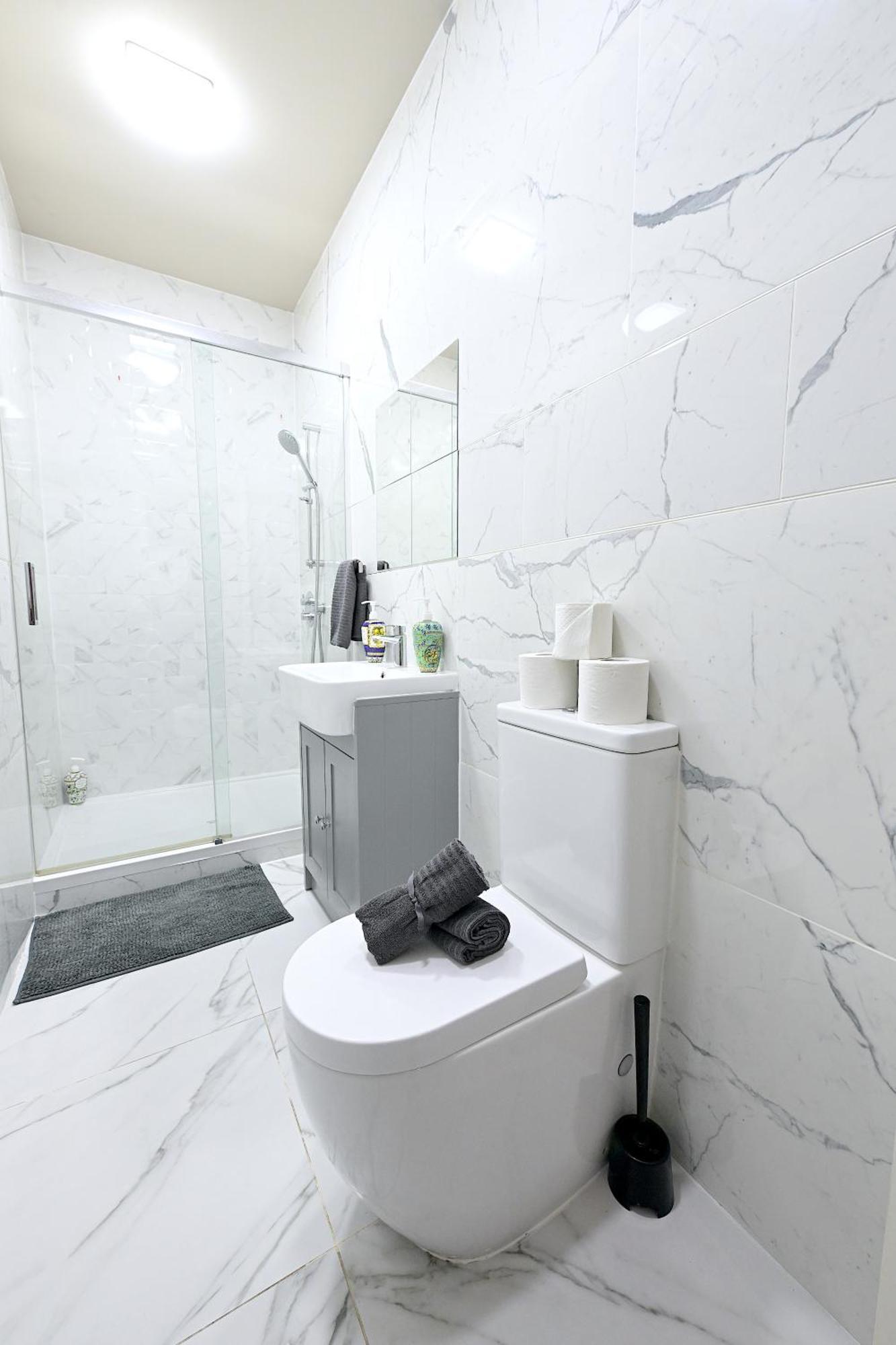 1 Bedroom Flat In Wood Green Piccadilly Line 伦敦 外观 照片